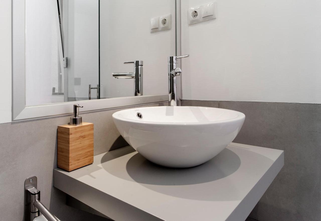 マドリードPelayo, Moderno Apartamento Para Dos En Chuecaアパートメント エクステリア 写真